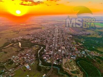 Imagem de compartilhamento para o artigo Tempo seco: Costa Rica e Cassilândia tem máxima de 36°C nesta quinta-feira da MS Todo dia